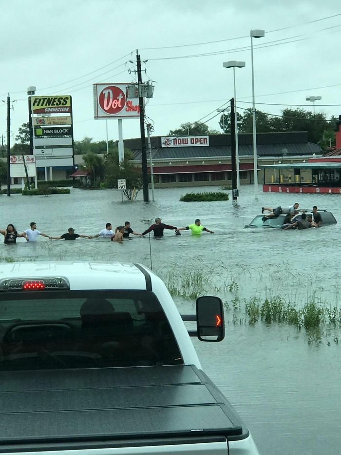 The Most Amazing Display Of Faith And Humanity – Miracle Rescue Mission In Houston